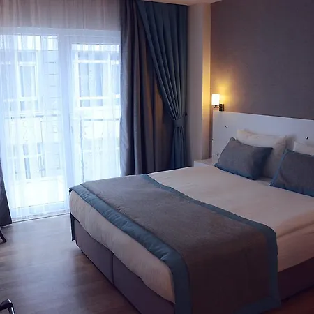Parion House Hotel