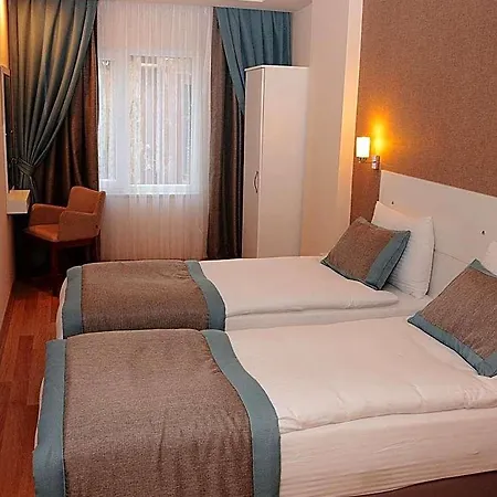 Parionhouse 4*