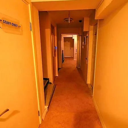 Hotel Parionhouse